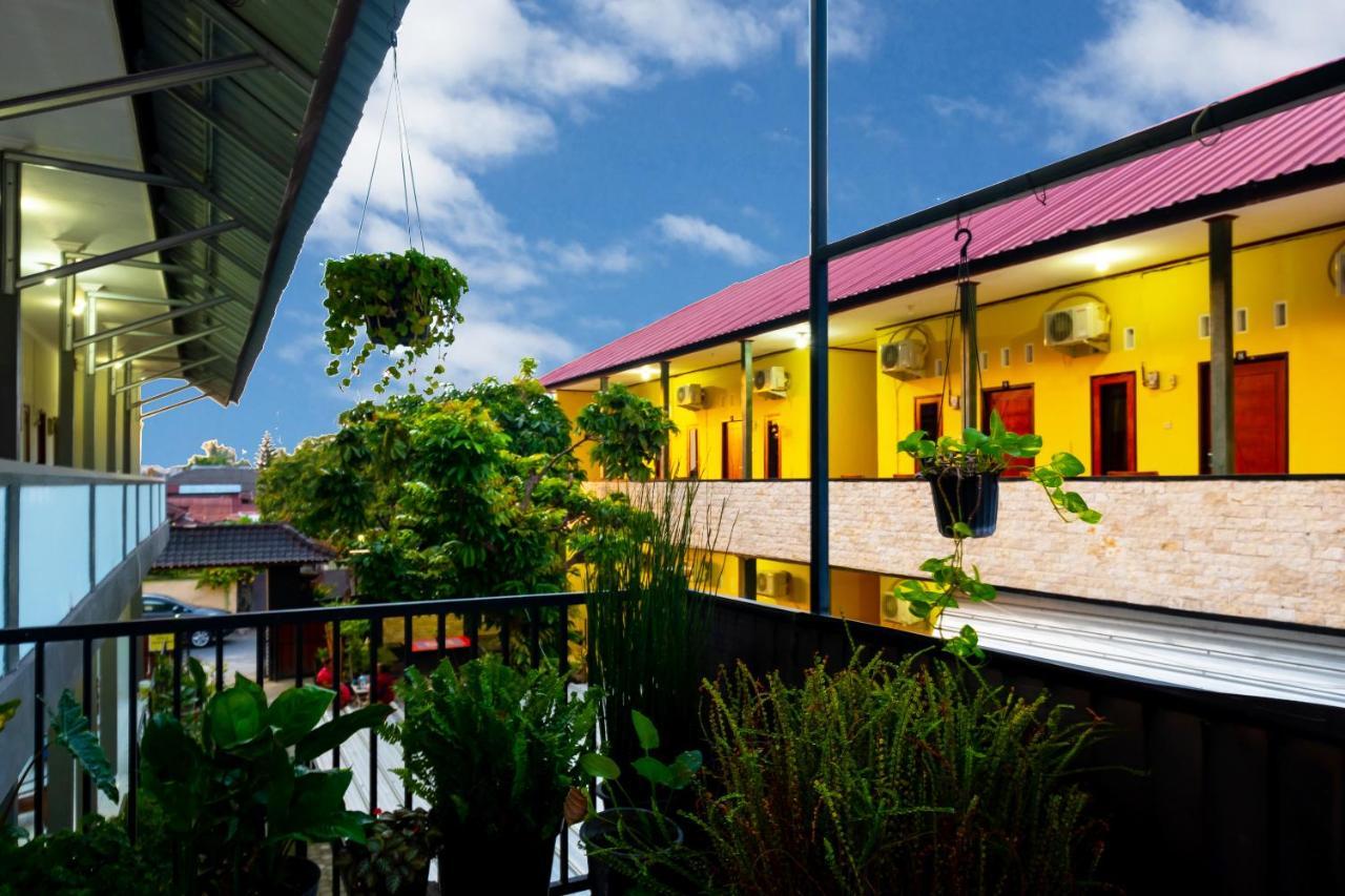 Spot On 2732 Sandy Guesthouse Матарам Екстериор снимка