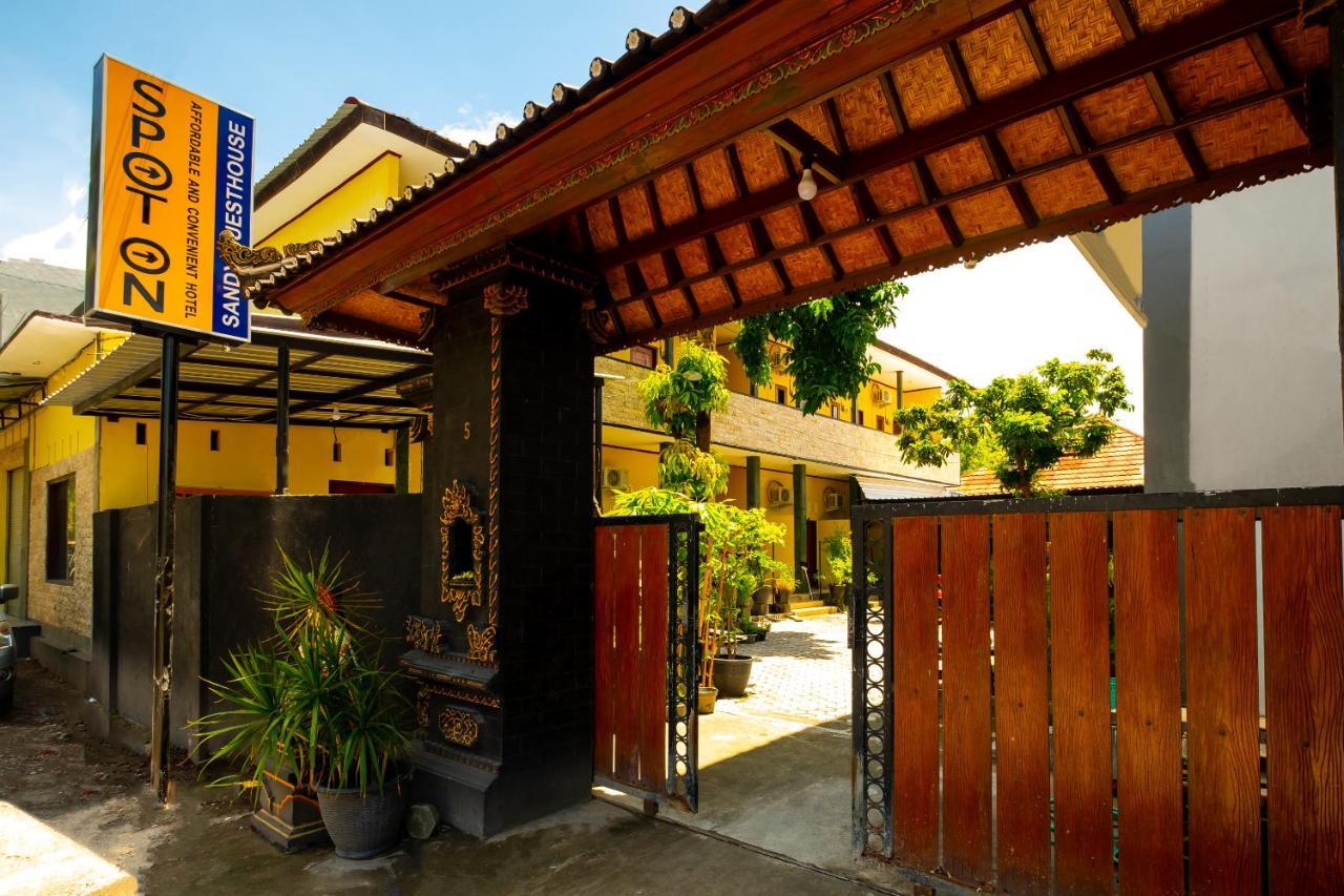 Spot On 2732 Sandy Guesthouse Матарам Екстериор снимка