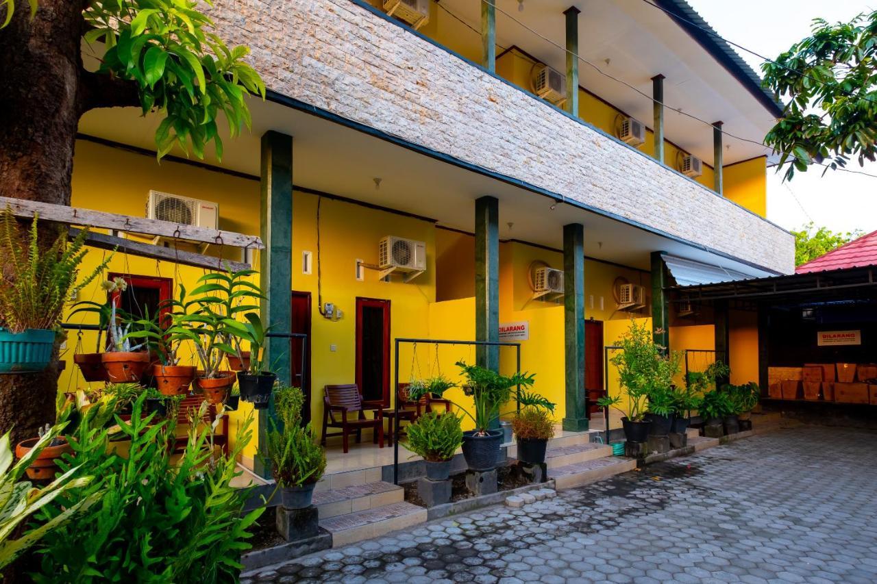 Spot On 2732 Sandy Guesthouse Матарам Екстериор снимка