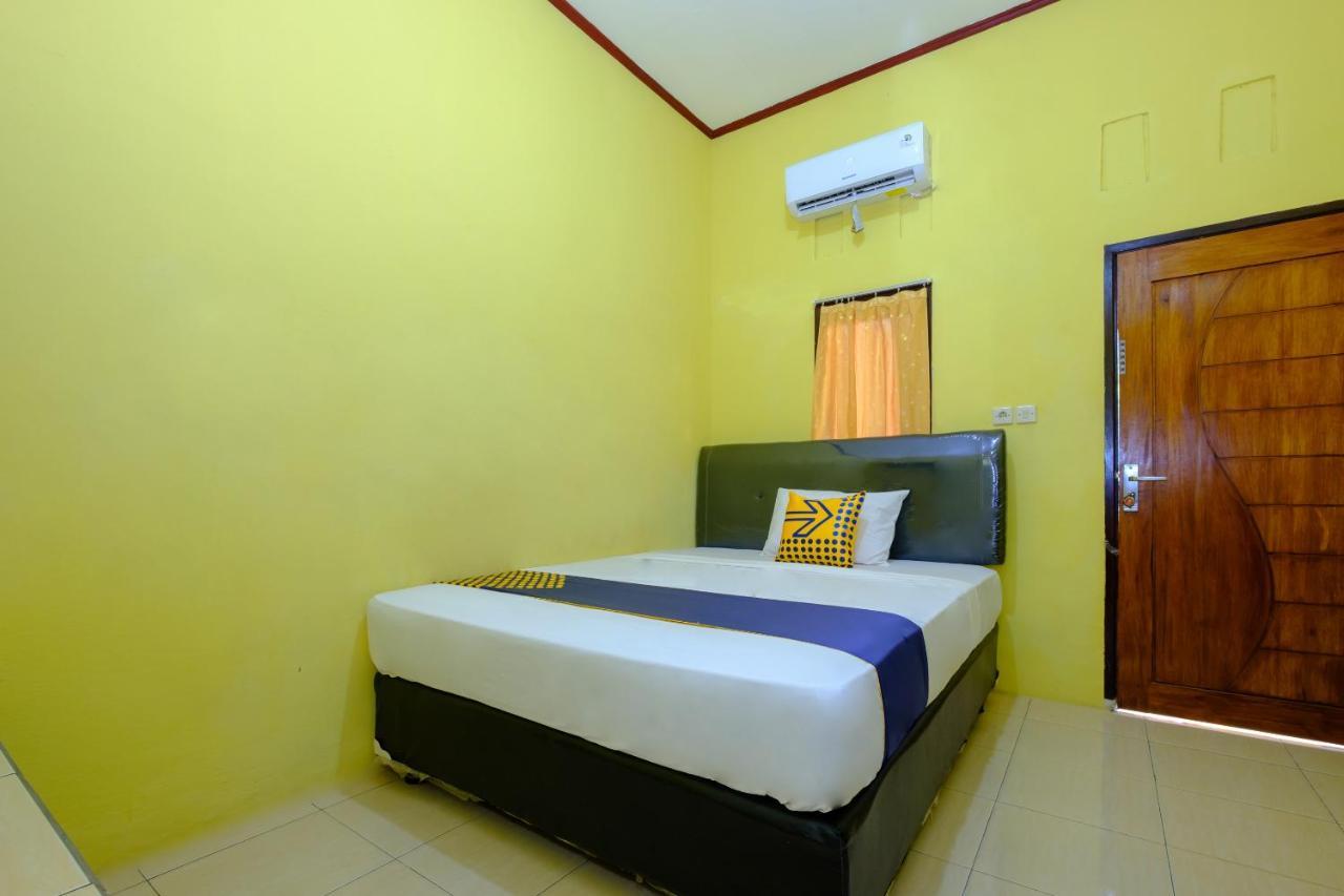 Spot On 2732 Sandy Guesthouse Матарам Екстериор снимка